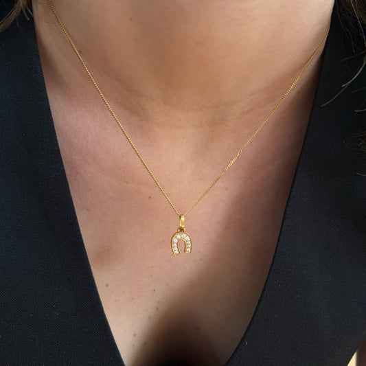 HEIDI DAINTY GOLD PAVE HORSE SHOE PENDANT NECKLACE